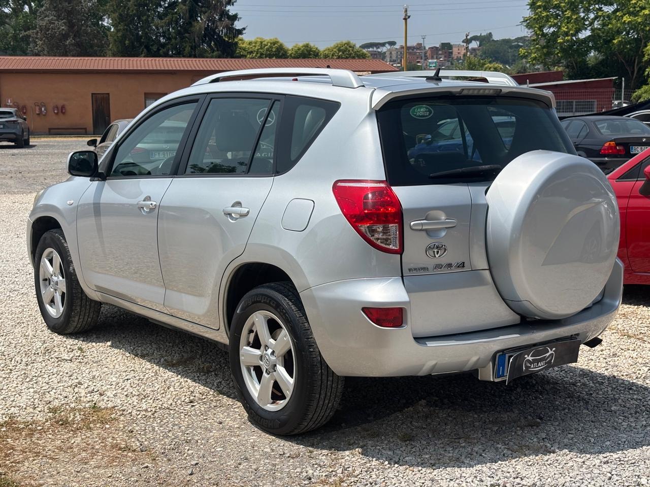 Toyota RAV 4 RAV4 2.0 Luxury
