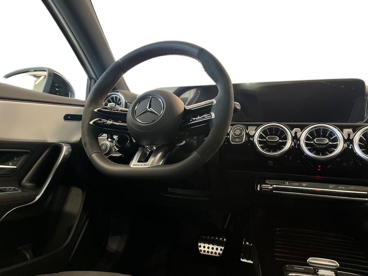 Mercedes-Benz Mercedes-AMG A 35 4MATIC