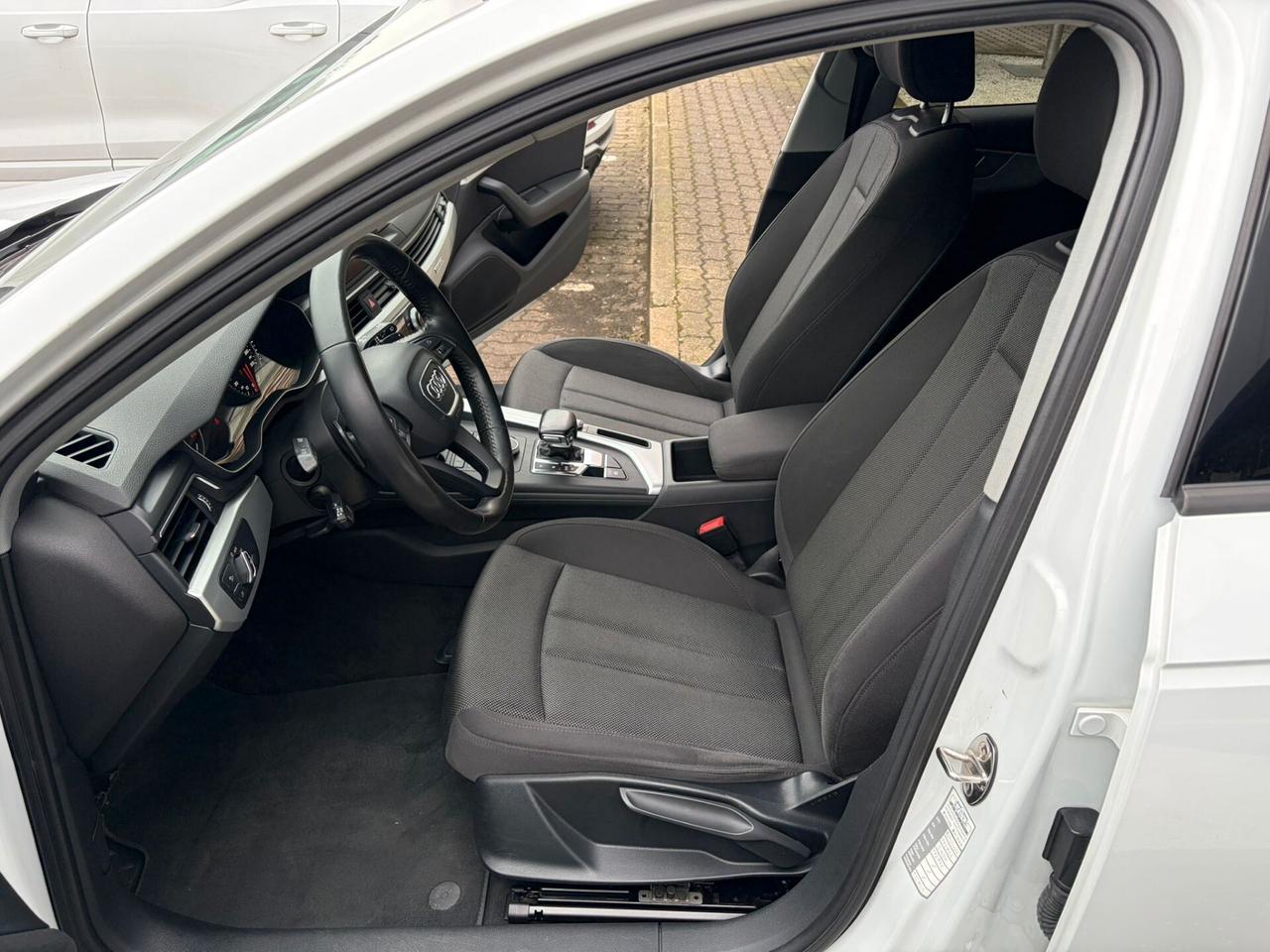 Audi A4 Avant 40 2.0 tdi Business quattro 190cv s-tronic