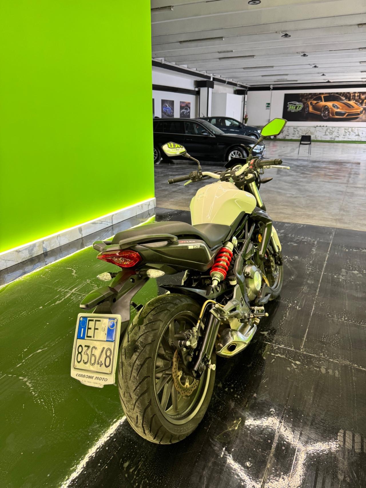 Benelli BN 302