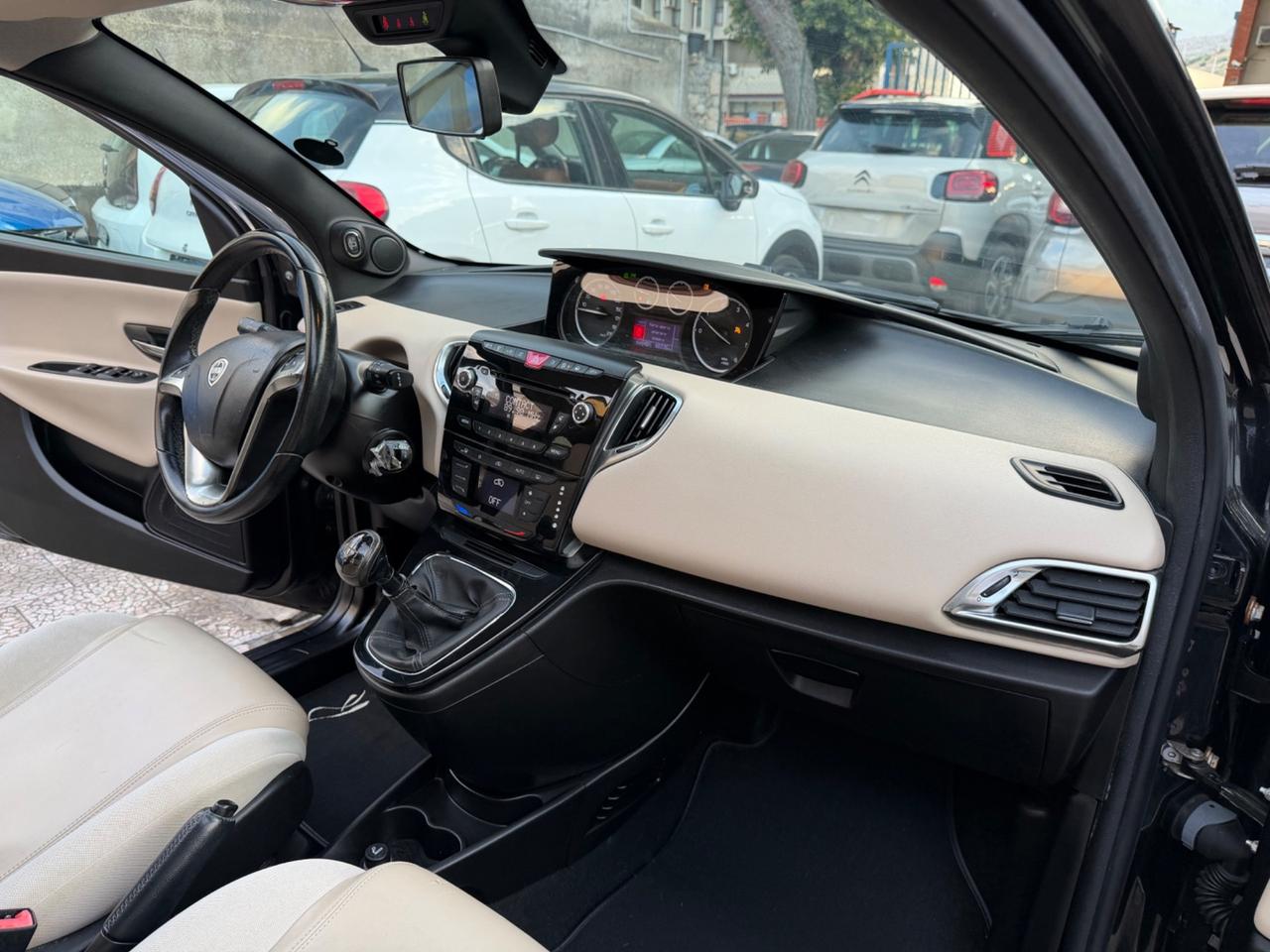 Lancia Ypsilon 1.3 MJT 16V 95 CV 5 porte S&S Platinum