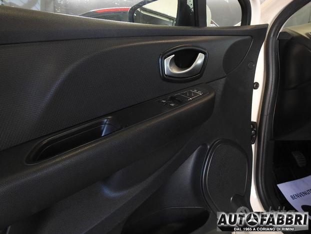 RENAULT - Clio - 1.2 75 CV 5p. Life 5p-Climat-Usb-