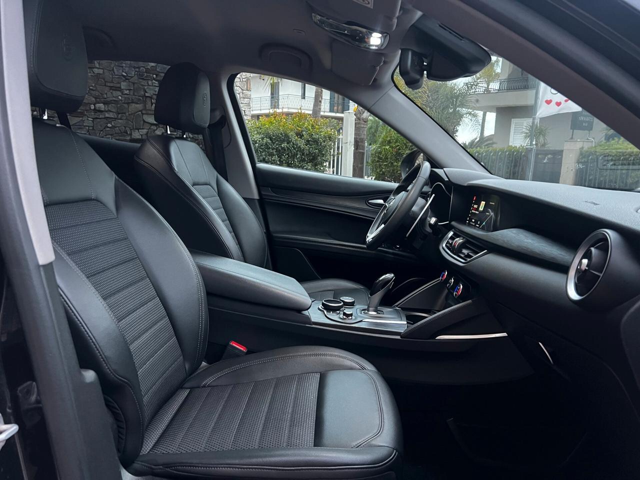 Alfa Romeo Stelvio 2.2 210 CV AT8 Q4 -2018