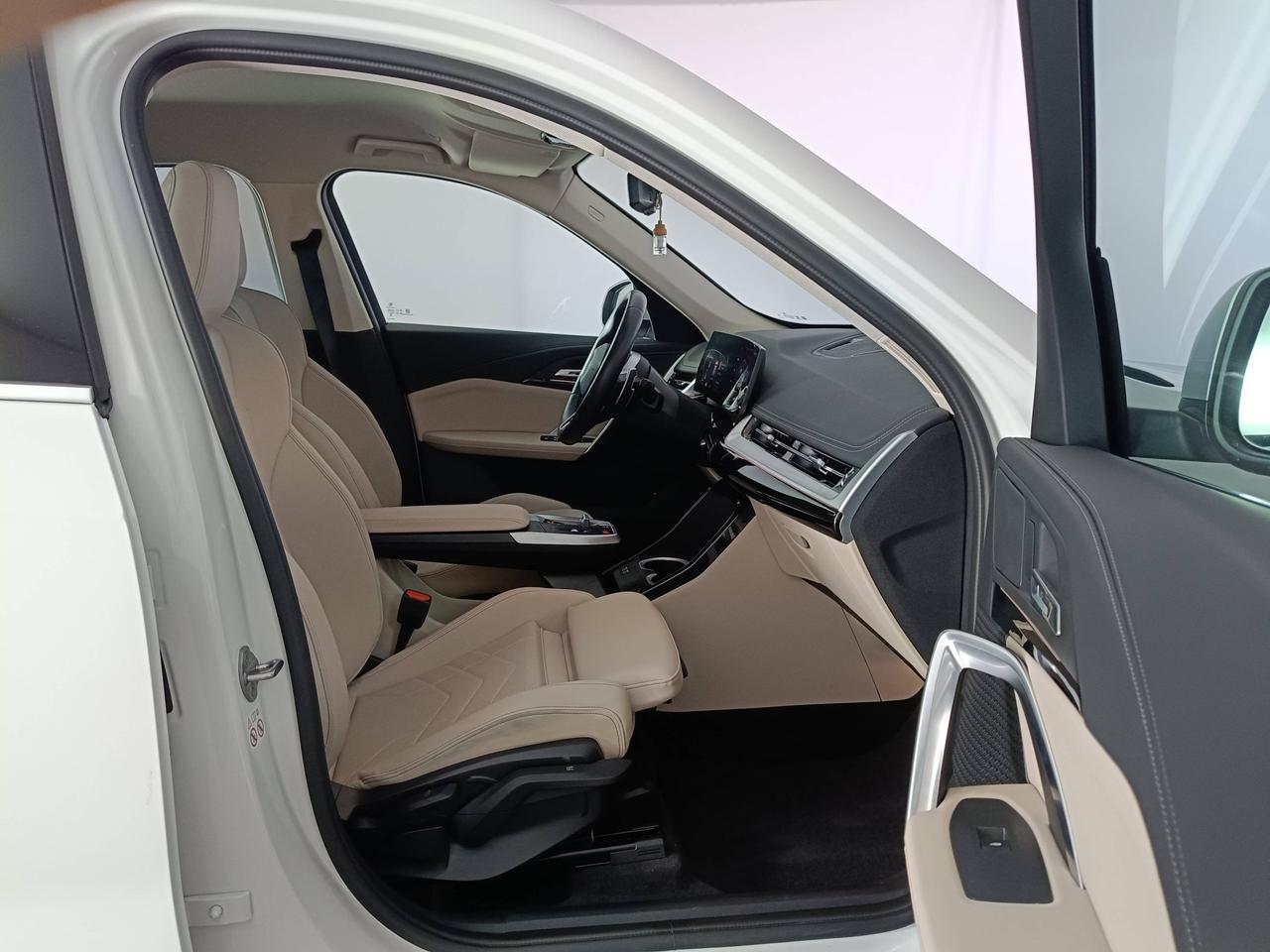 BMW X1 U11 - X1 sdrive18i X-Line auto