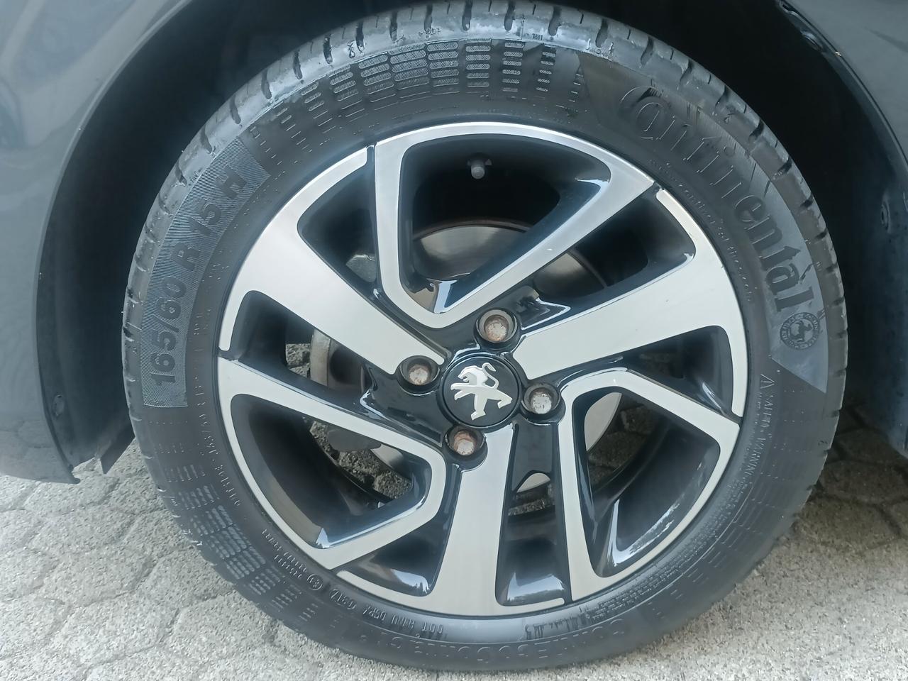 Peugeot 108 VTi 68 5 porte Allure