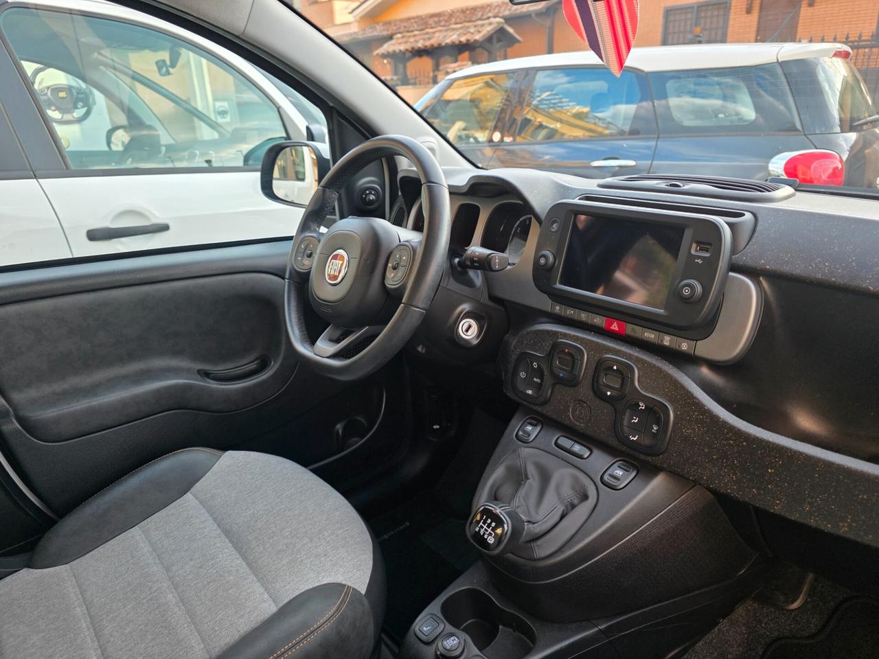 Fiat Panda 1.0 FireFly S&S Hybrid City Cross