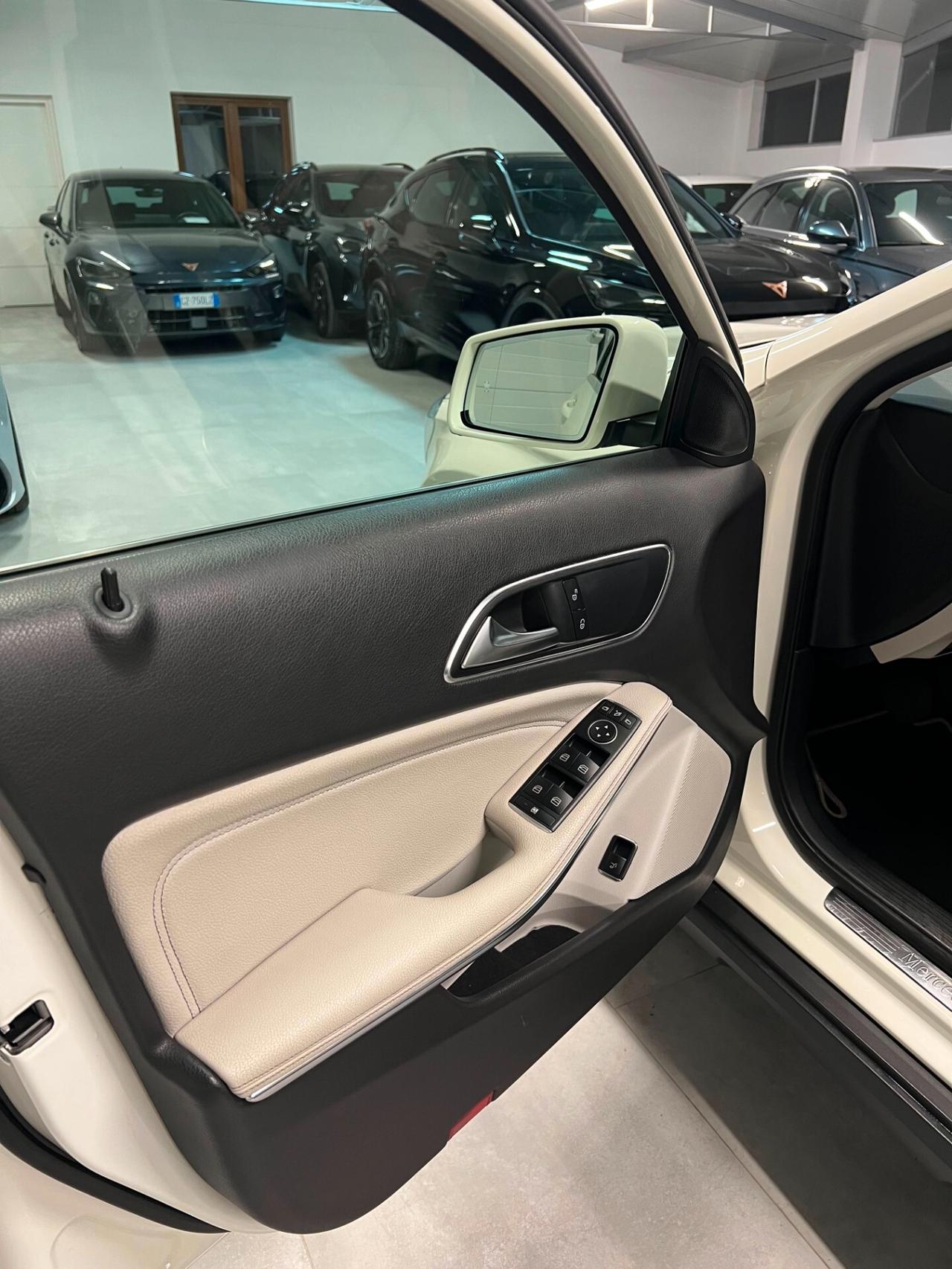 Mercedes-benz GLA 220 d Automatic 4Matic Sport