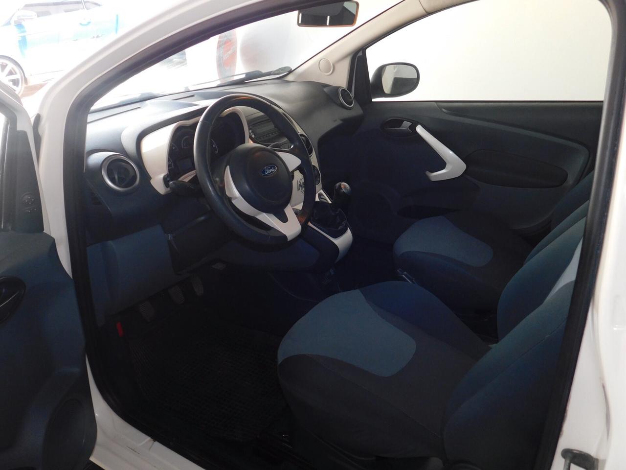 Ford Ka 1.2 8V 69CV Titanium