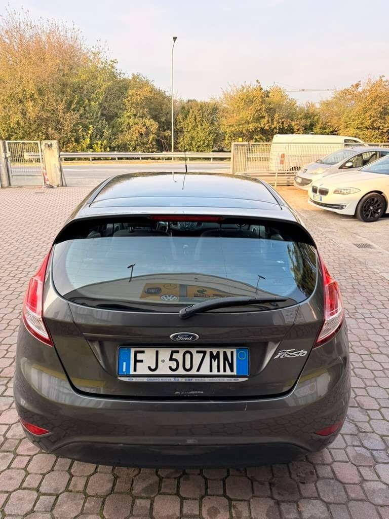 Ford Fiesta 1.4 5 porte Bz.- GPL Black & White Edition