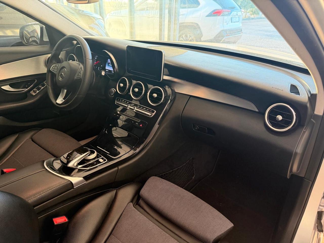 Mercedes-benz C 220 CDI Coupé Avantgarde