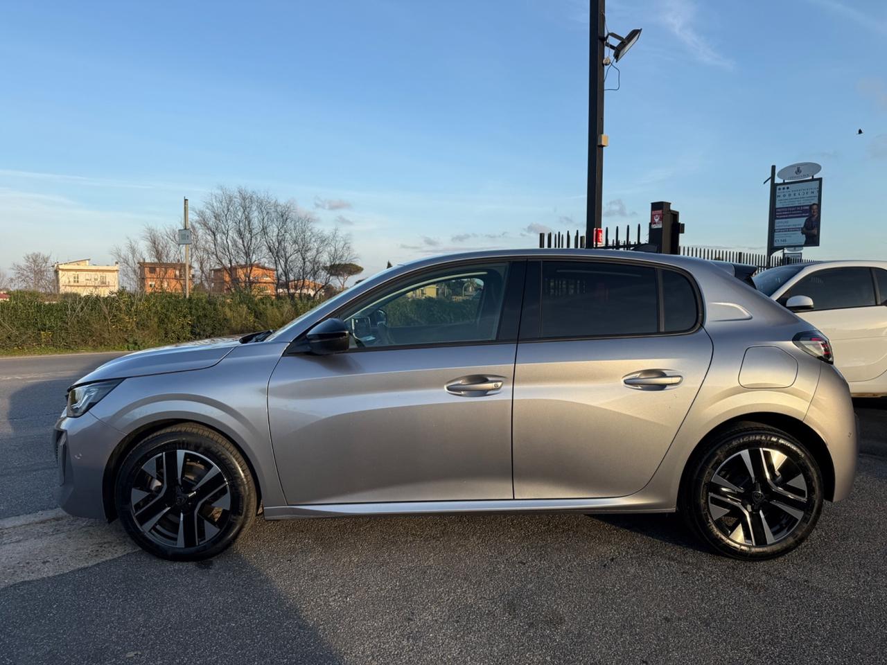 Peugeot 208 PureTech 100cv 5 porte Allure KM0!!!