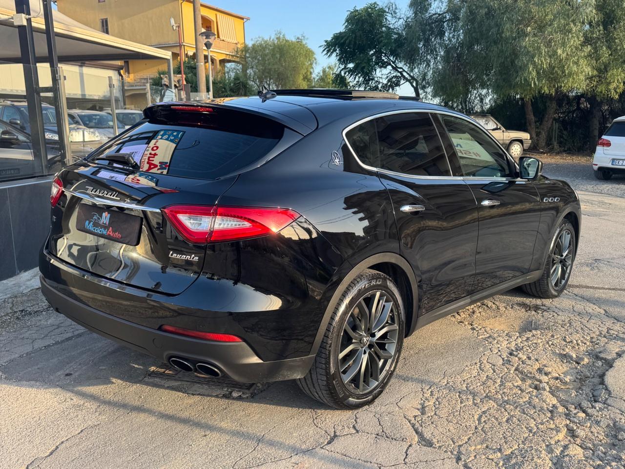 MASERATI LEVANTE 3.0 D V6 275 GRANLUSSO TETTO FULL