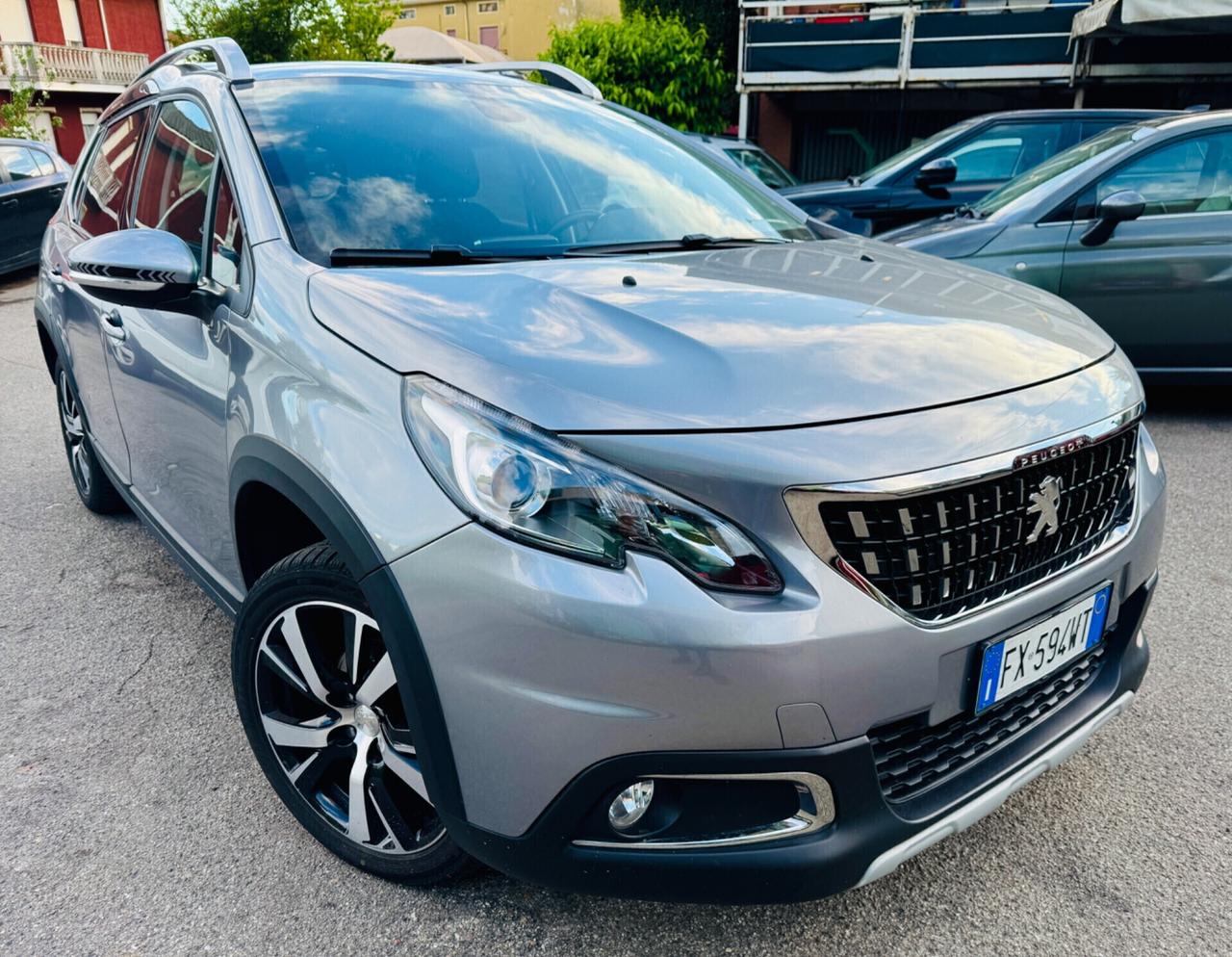 Peugeot 2008 BlueHDi 100 S&S Allure!!!
