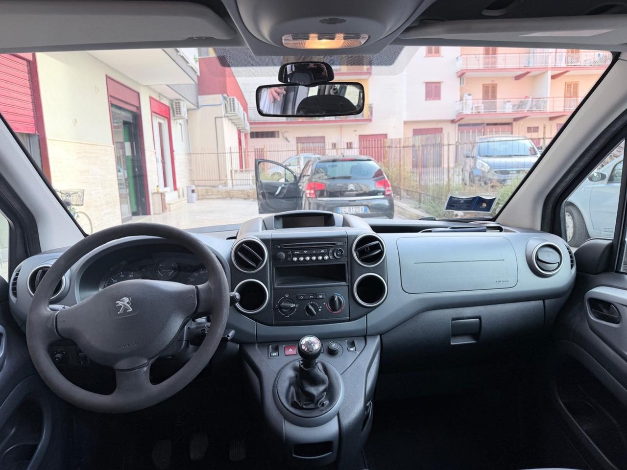Peugeot Partner Tepee 1.6 HDi 92CV Outdoor