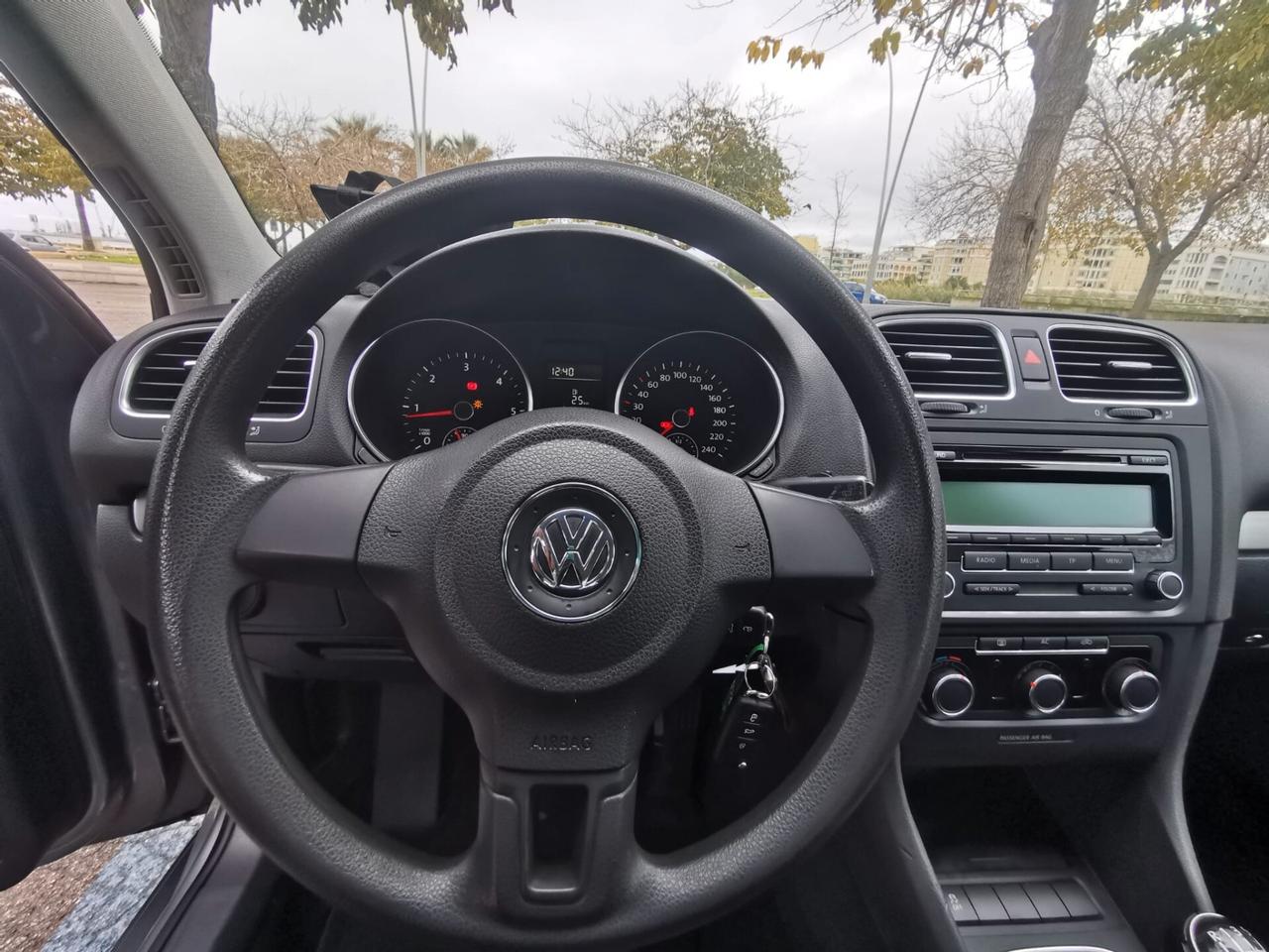 Volkswagen Golf 1.6 TDI 5p. Comfortline - 2011