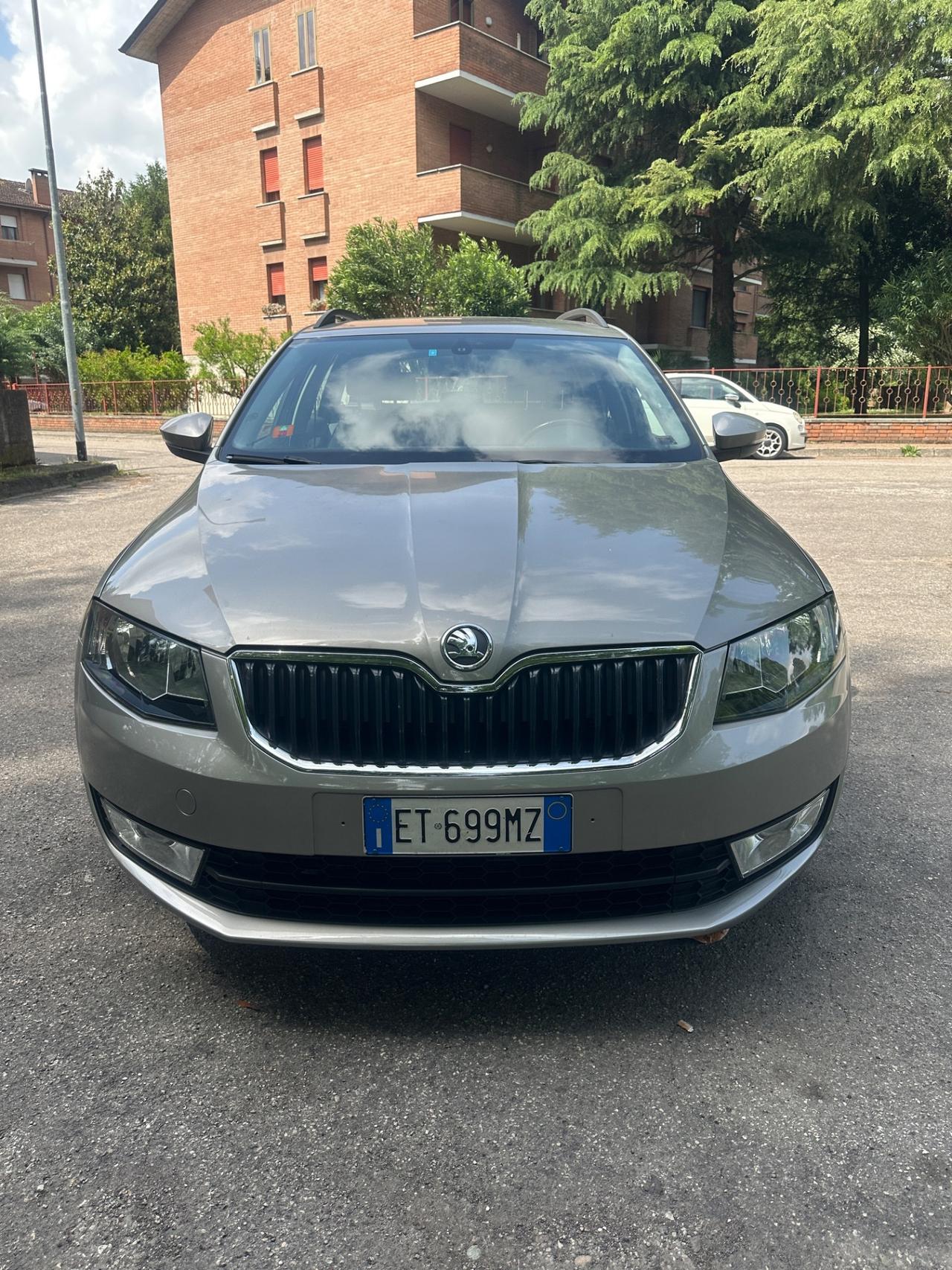 Skoda Octavia 1.6 TDI CR 105 CV Elegance