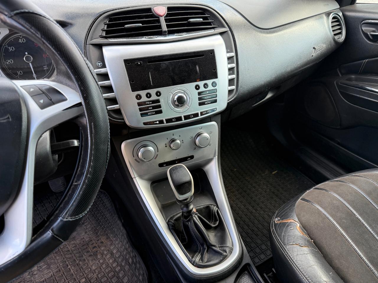 Lancia Delta 1.6 MJT DPF Platino