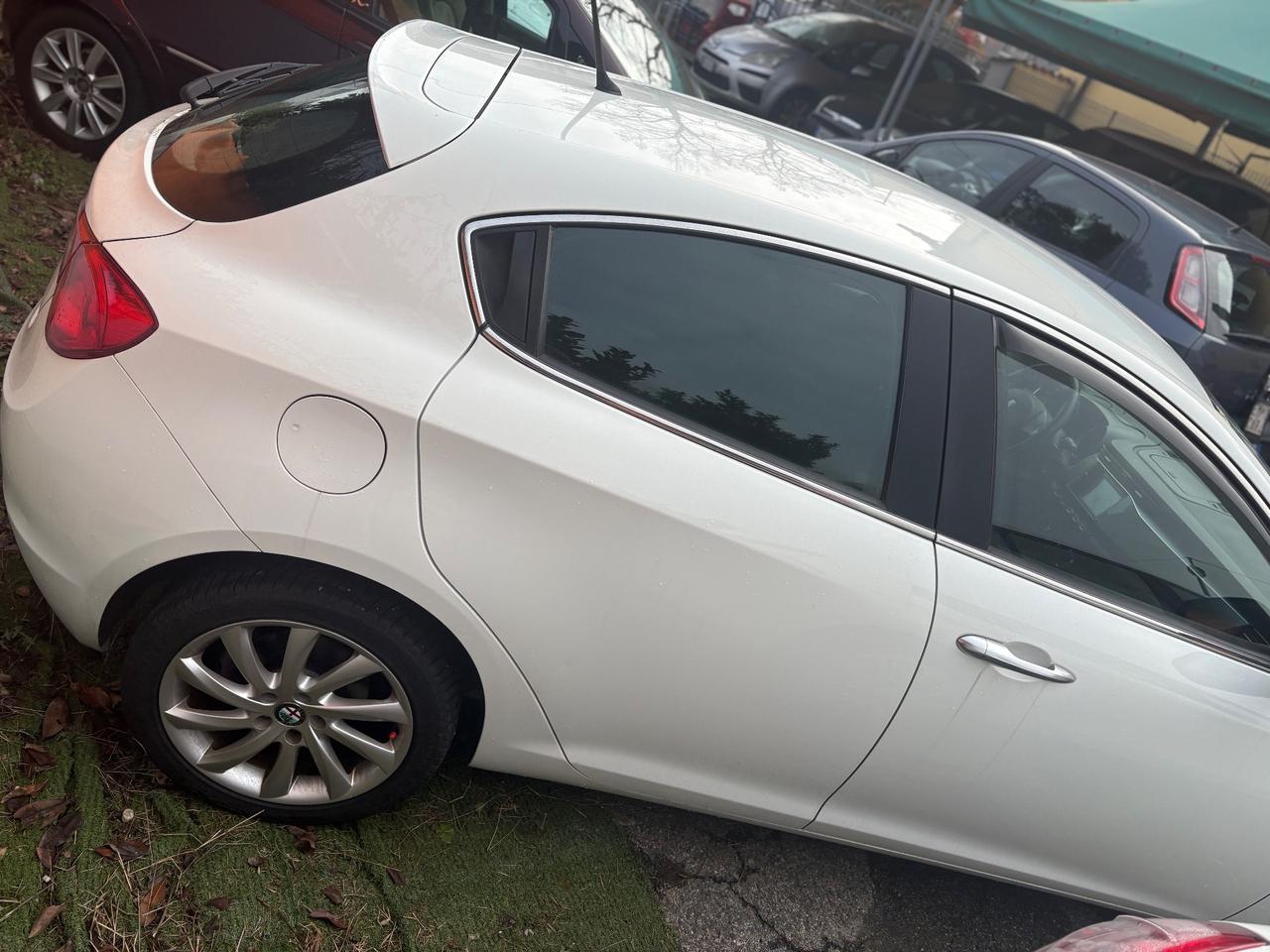 Alfa Romeo Giulietta 1.6 JTDm-2 105 CV Distinctive