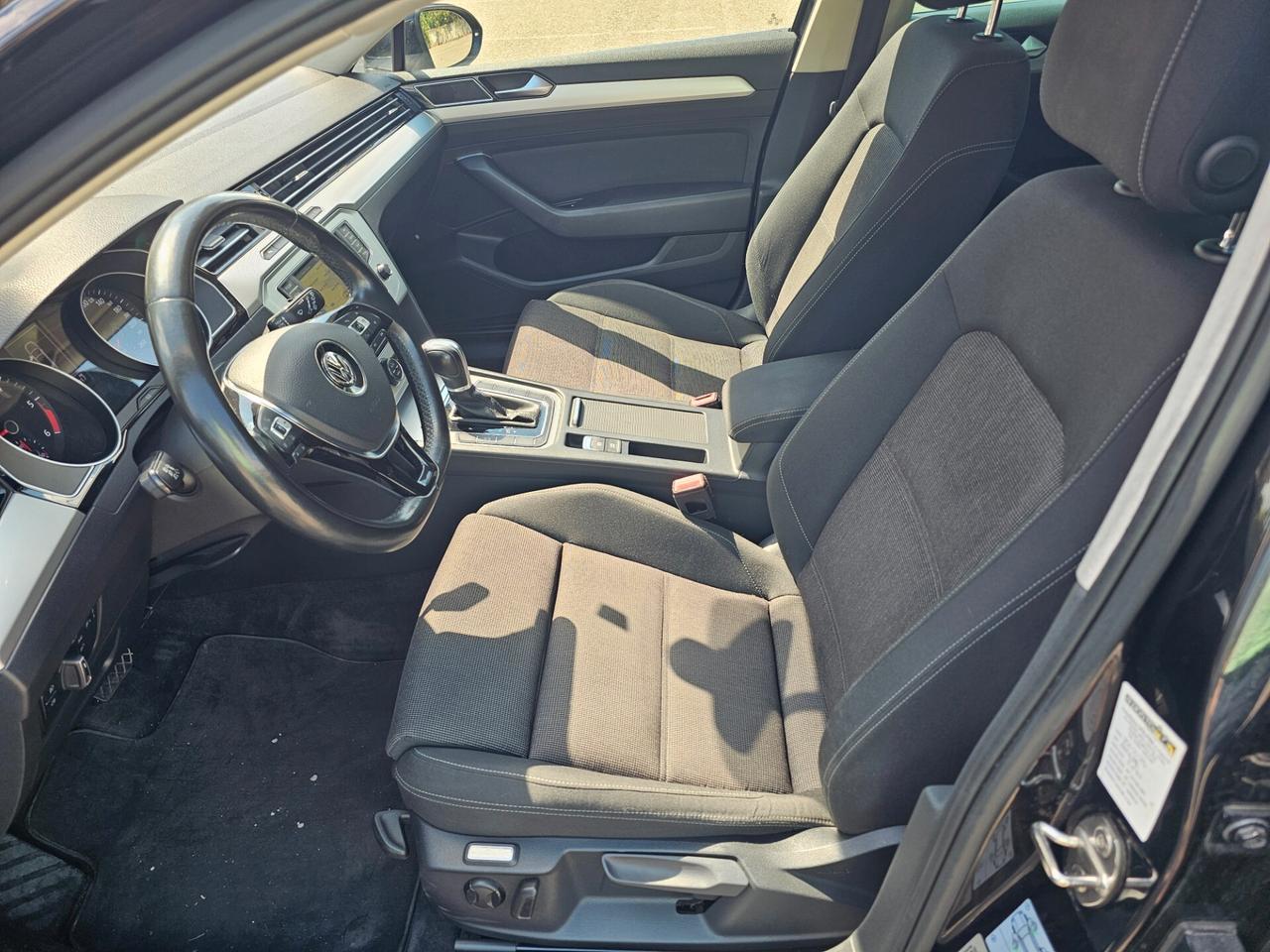 Volkswagen Passat Station Wagon 2.0 TDI 150 cv EURO 6 Dsg Comfortline Ok Permute / Navigatore