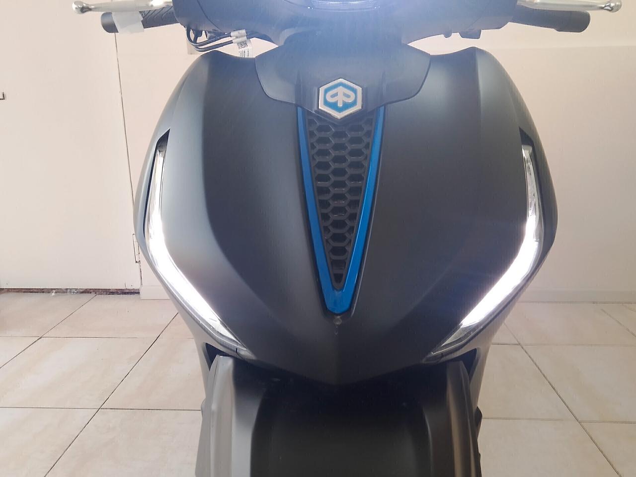 Piaggio Beverly 400 S