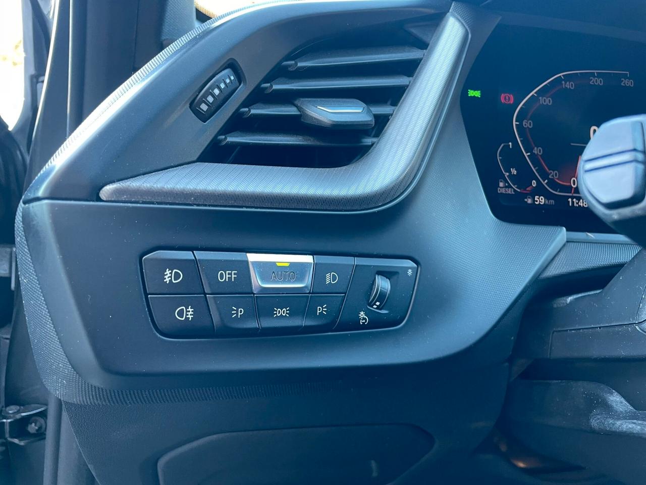 BMW 116d M-SPORT AUT 116cv *PACK LUCI*