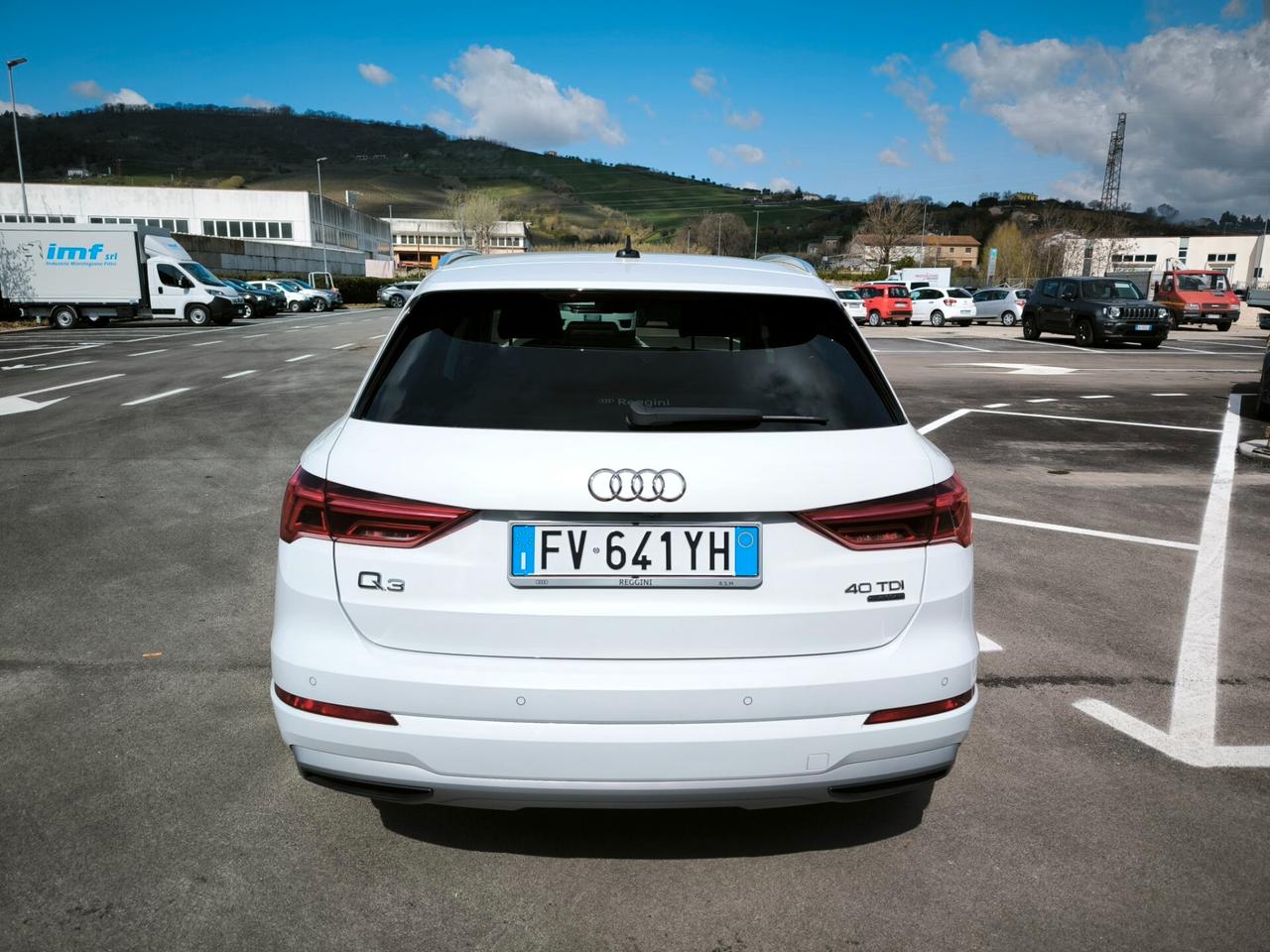 Audi Q3 40 TDI quattro S tronic Business Advanced