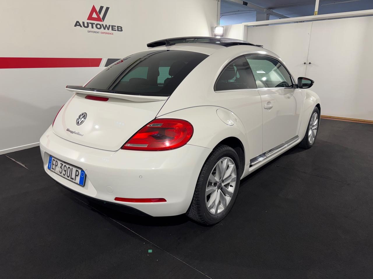 Volkswagen Maggiolino 2.0 TDI DSG Sport