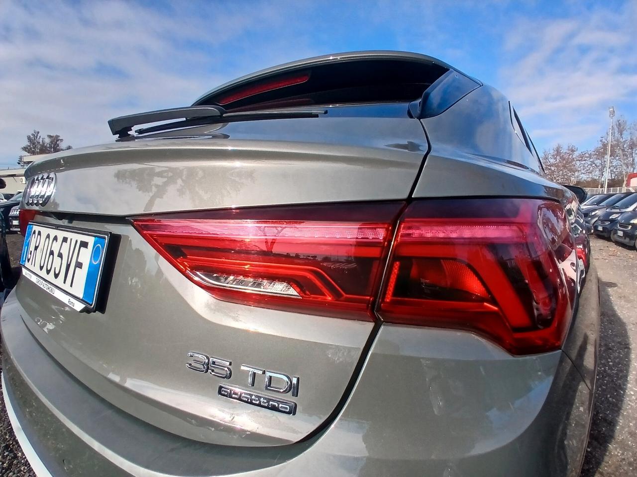 Audi Q3 SPB 35 TDI quattro S tronic S line edition