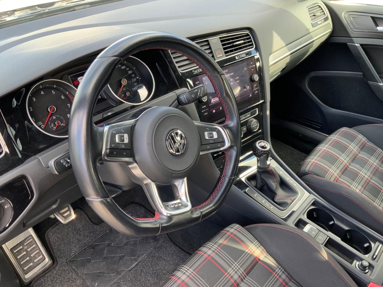 Volkswagen Golf GTI Performance 2.0 245 CV TSI 5p. BMT