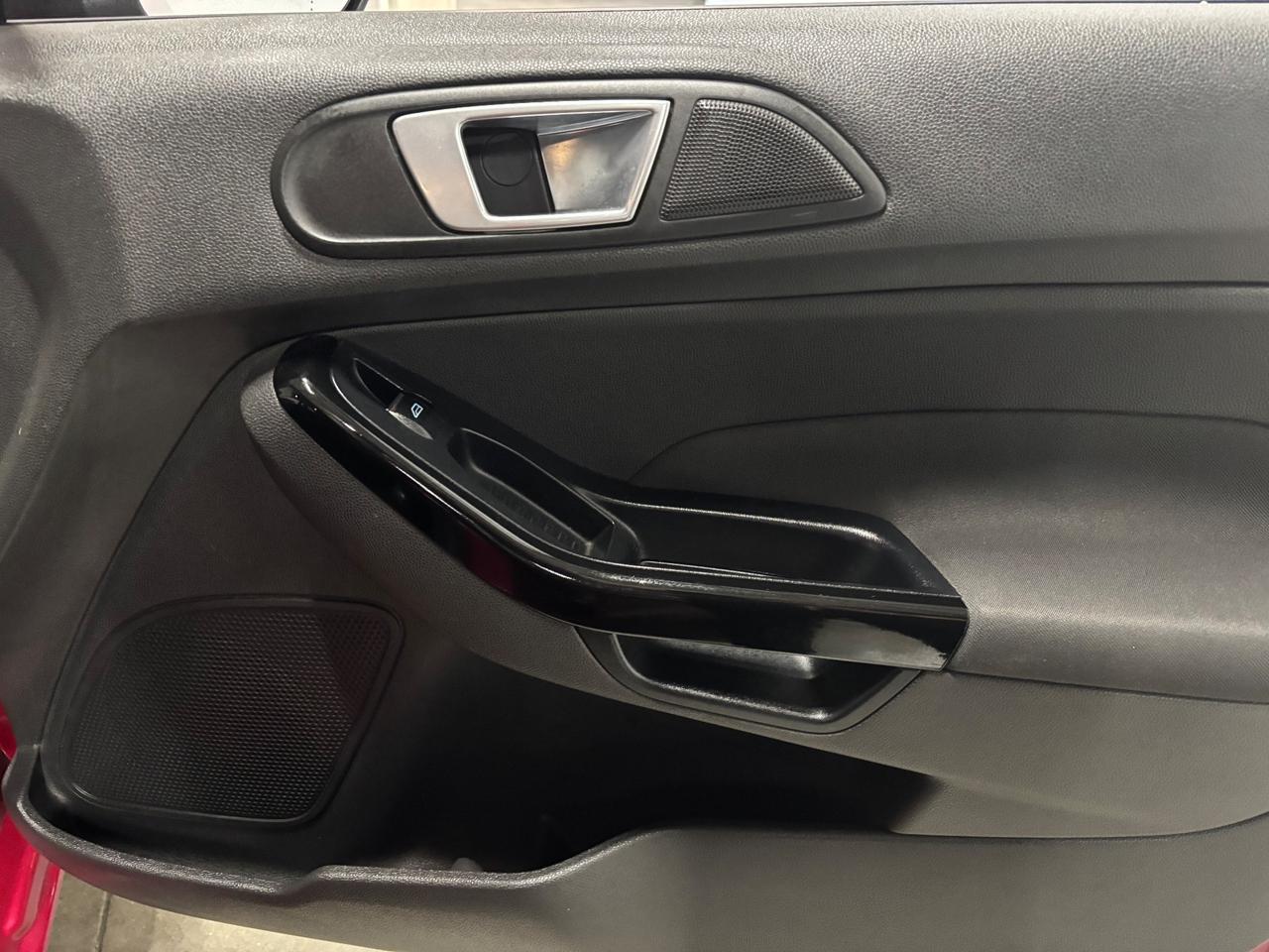 Ford Fiesta 1.5 TDCi Titanium OK NEOPATENTATI