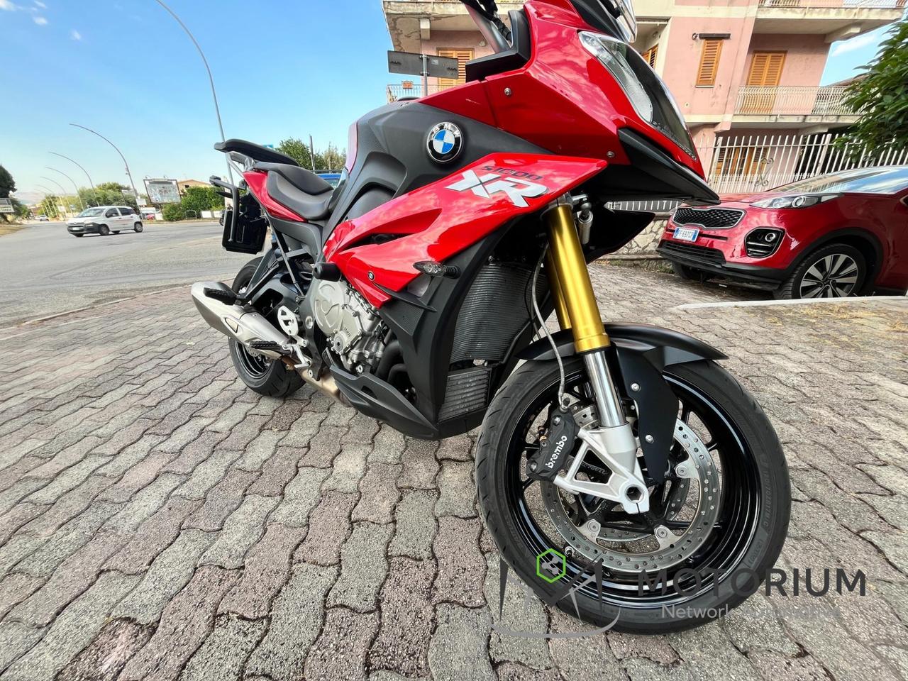 BMW S 1000 XR .