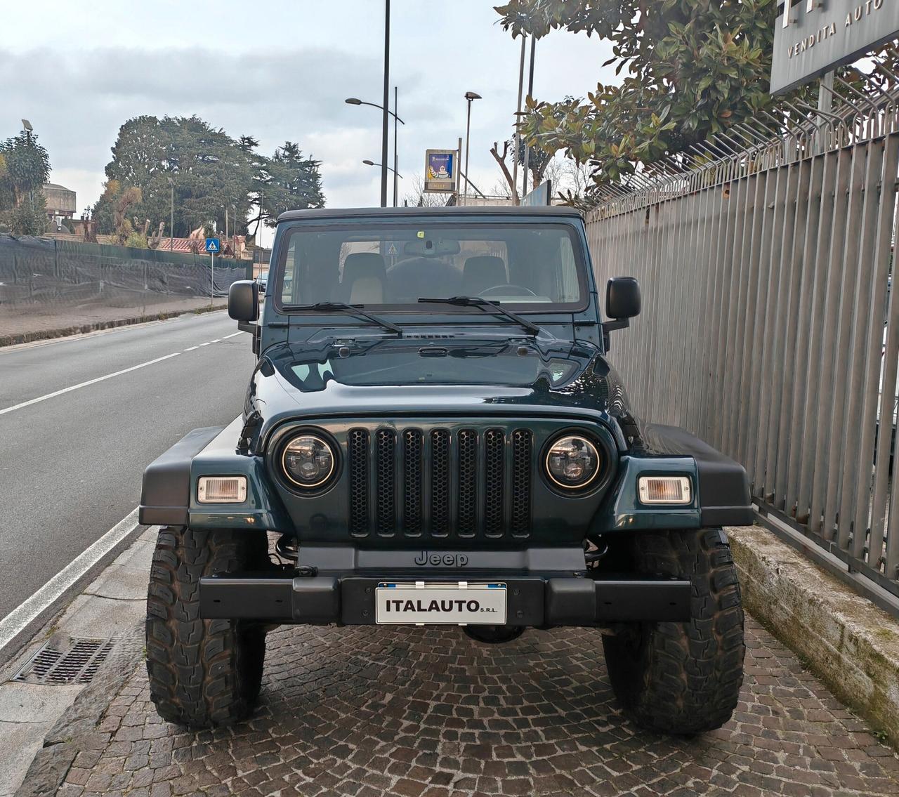 Jeep Wrangler 4.0 cat Sahara