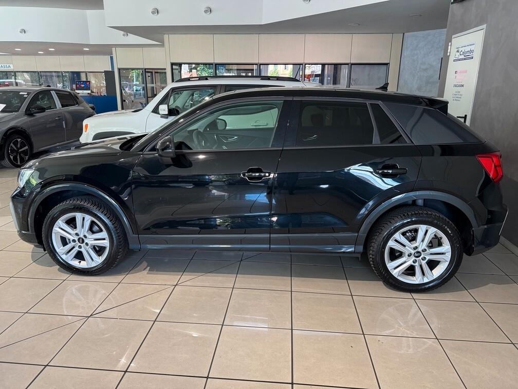 Audi Q2 35 1.5 tfsi Advanced s-tronic Led App conn Cam Pano 17"