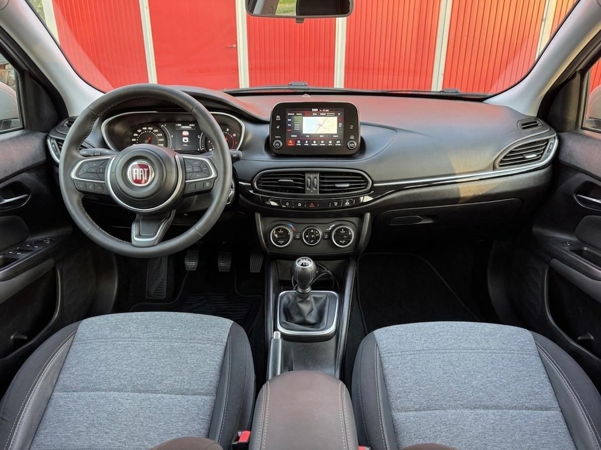 Fiat Tipo 1.6 Mjt S&S 5 porte Cross