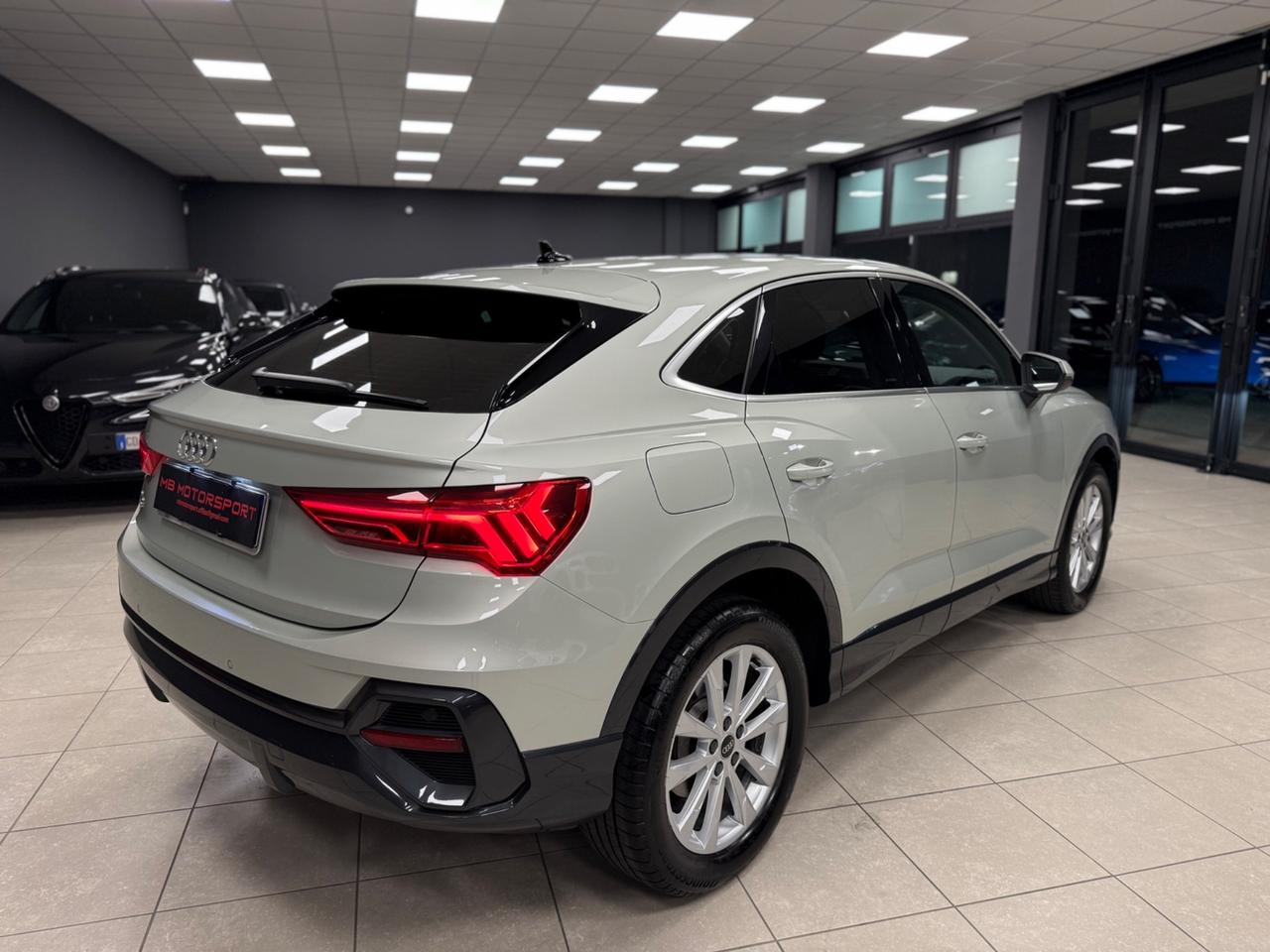 Audi Q3 SPB 35 TDI quattro S tronic Business Plus