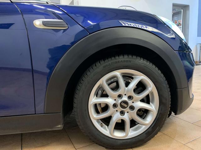 MINI One Mini One F55-F56 2014 1.2 3p OK neopatentati