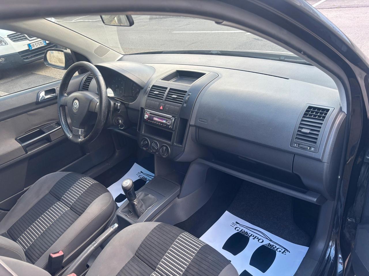 Volkswagen Polo 1.2/70CV 12V 5p. Comfortline