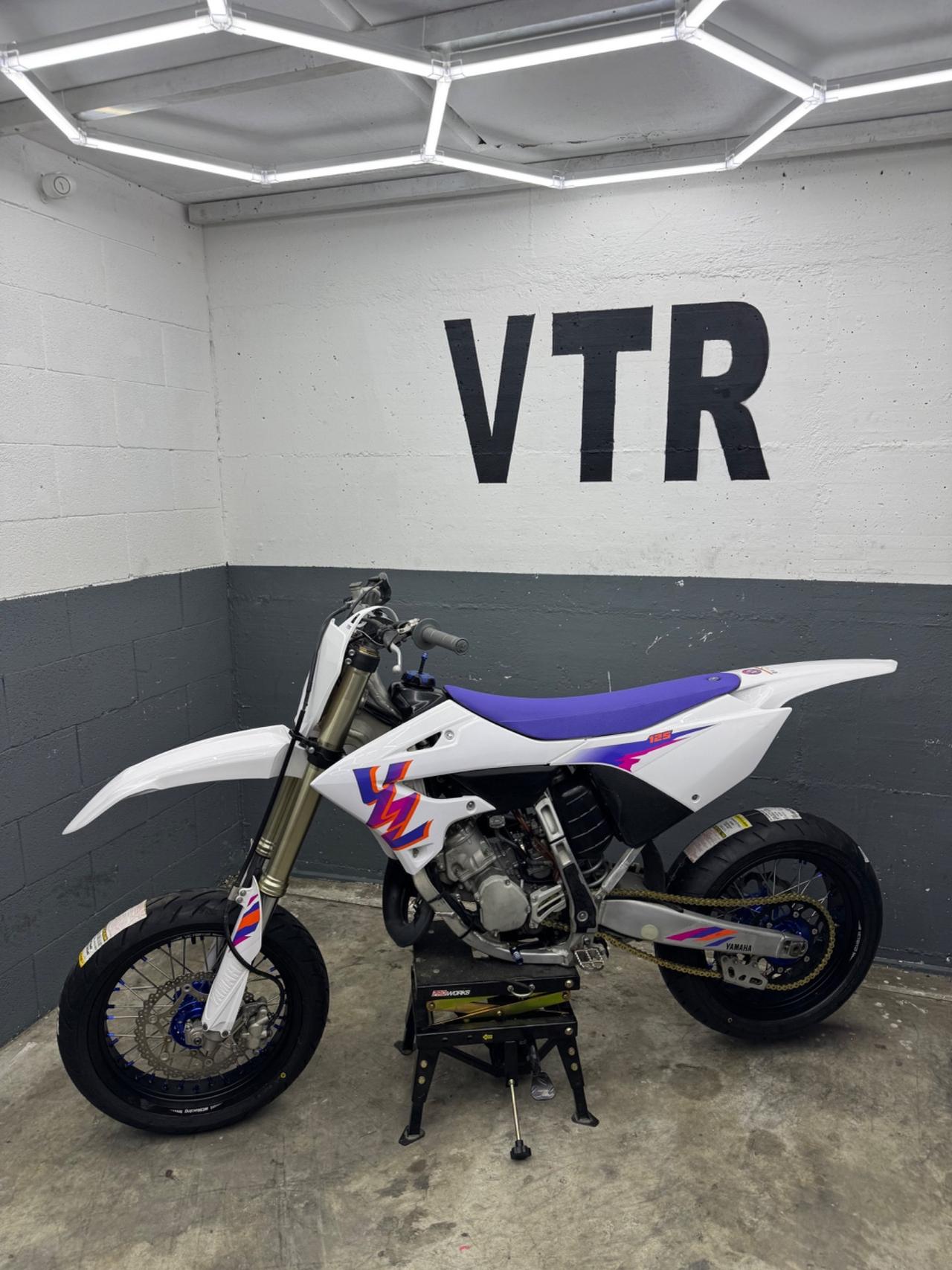 Yamaha YZ 125