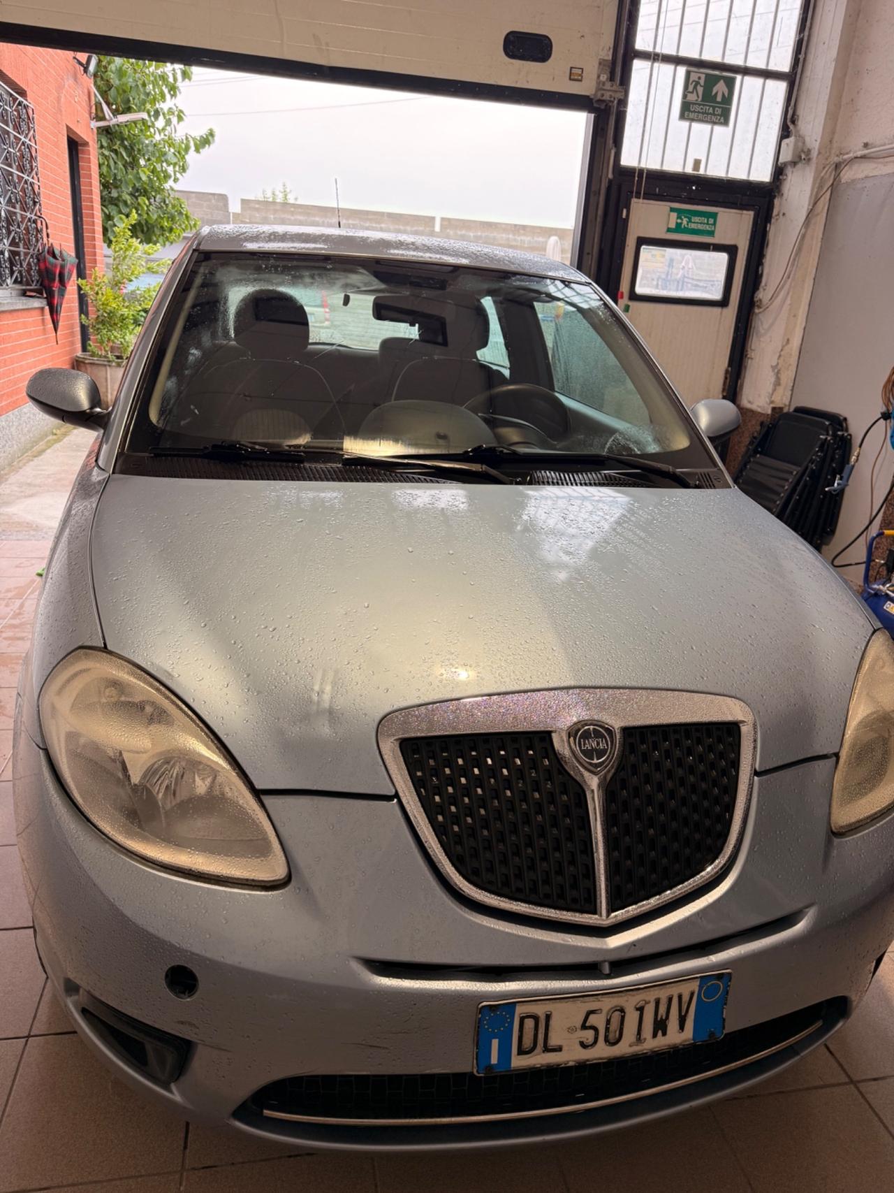 Lancia Ypsilon 1.4 Argento