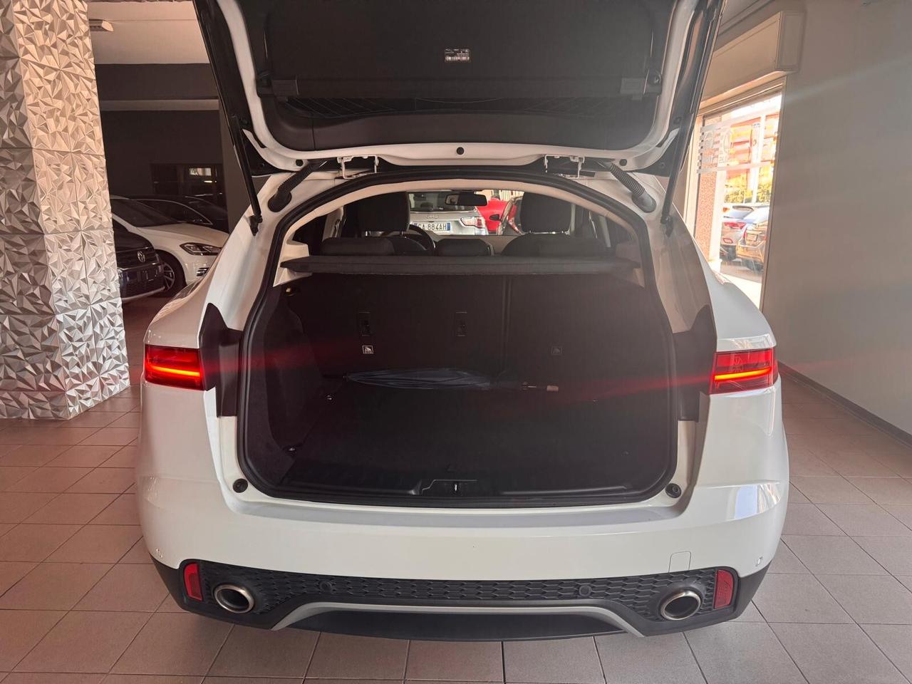 Jaguar E-Pace 2.0D 150 CV R-Dynamic