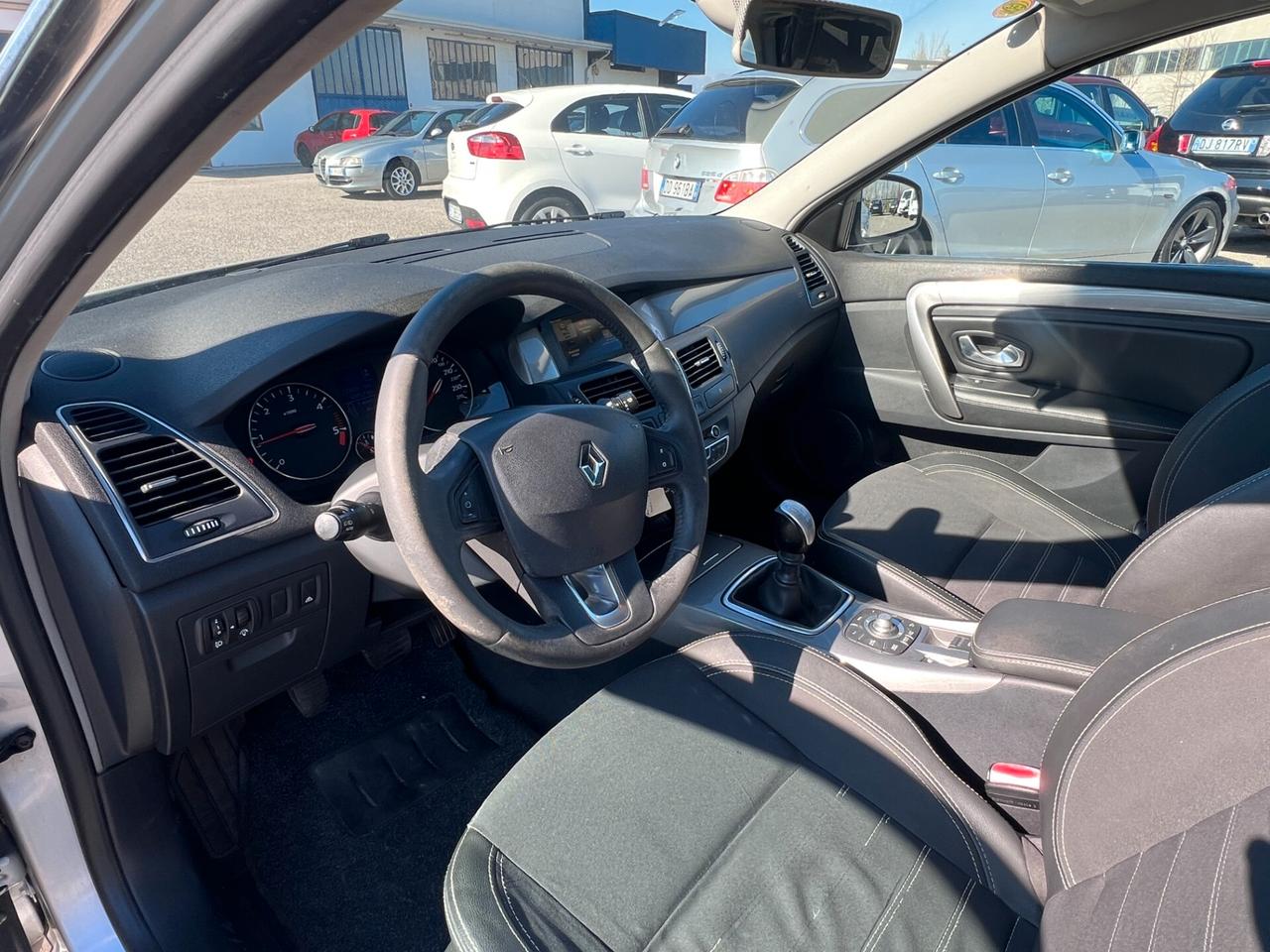 Renault Laguna 2.0 dCi 150CV SporTour Nav