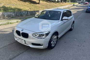 BMW 116d 5p. Unique