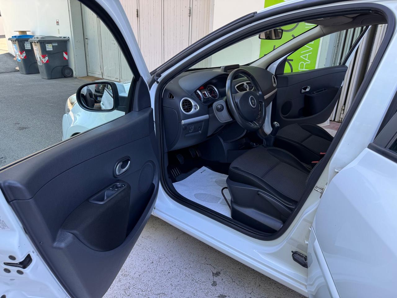 Renault Clio 1.2 16v 5P GPL 1Prop GARANZIA 24 MESI