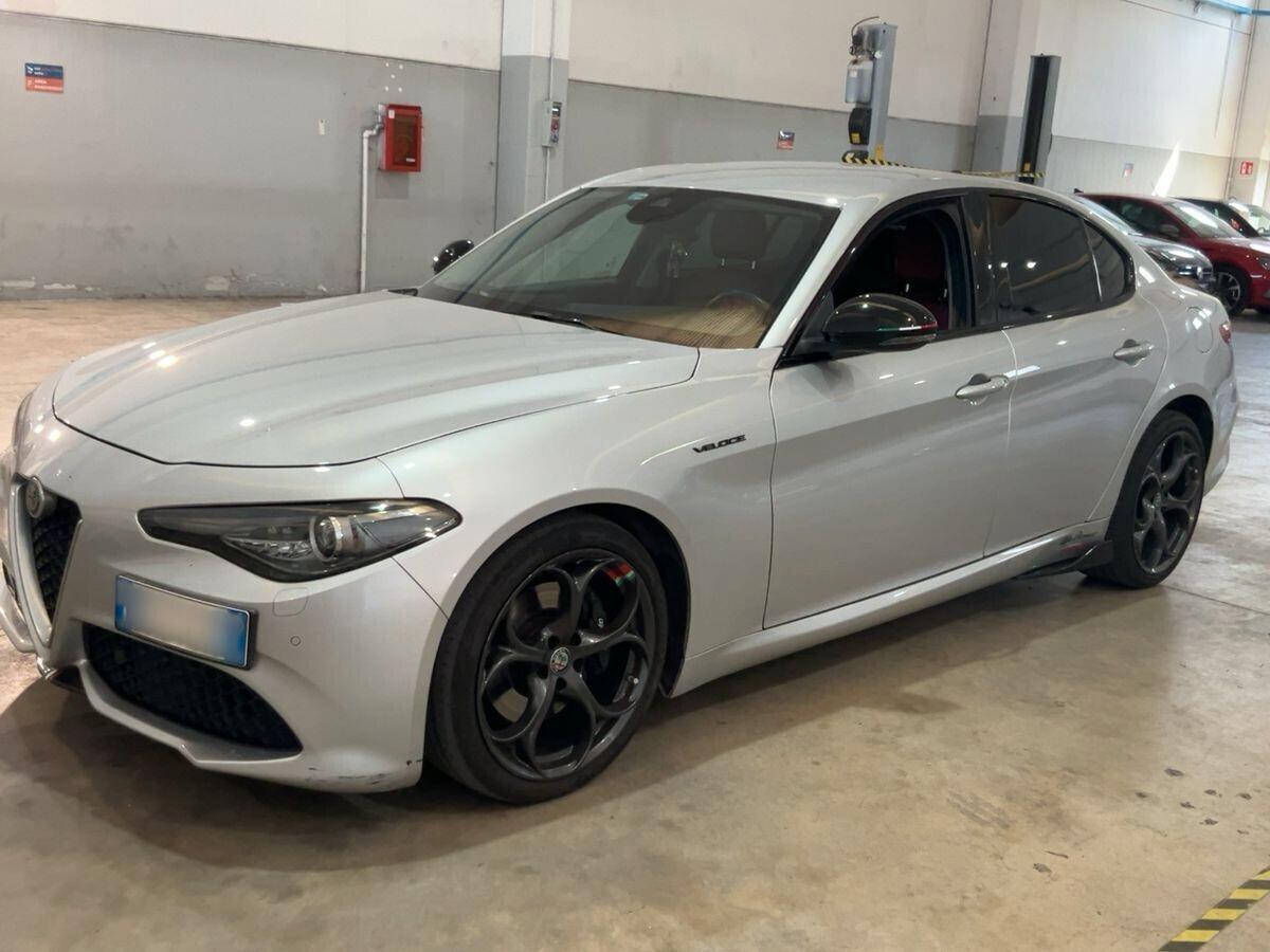 Alfa Romeo Giulia 2.2 Turbodiesel 210 CV AT8 AWD Q4 Veloce