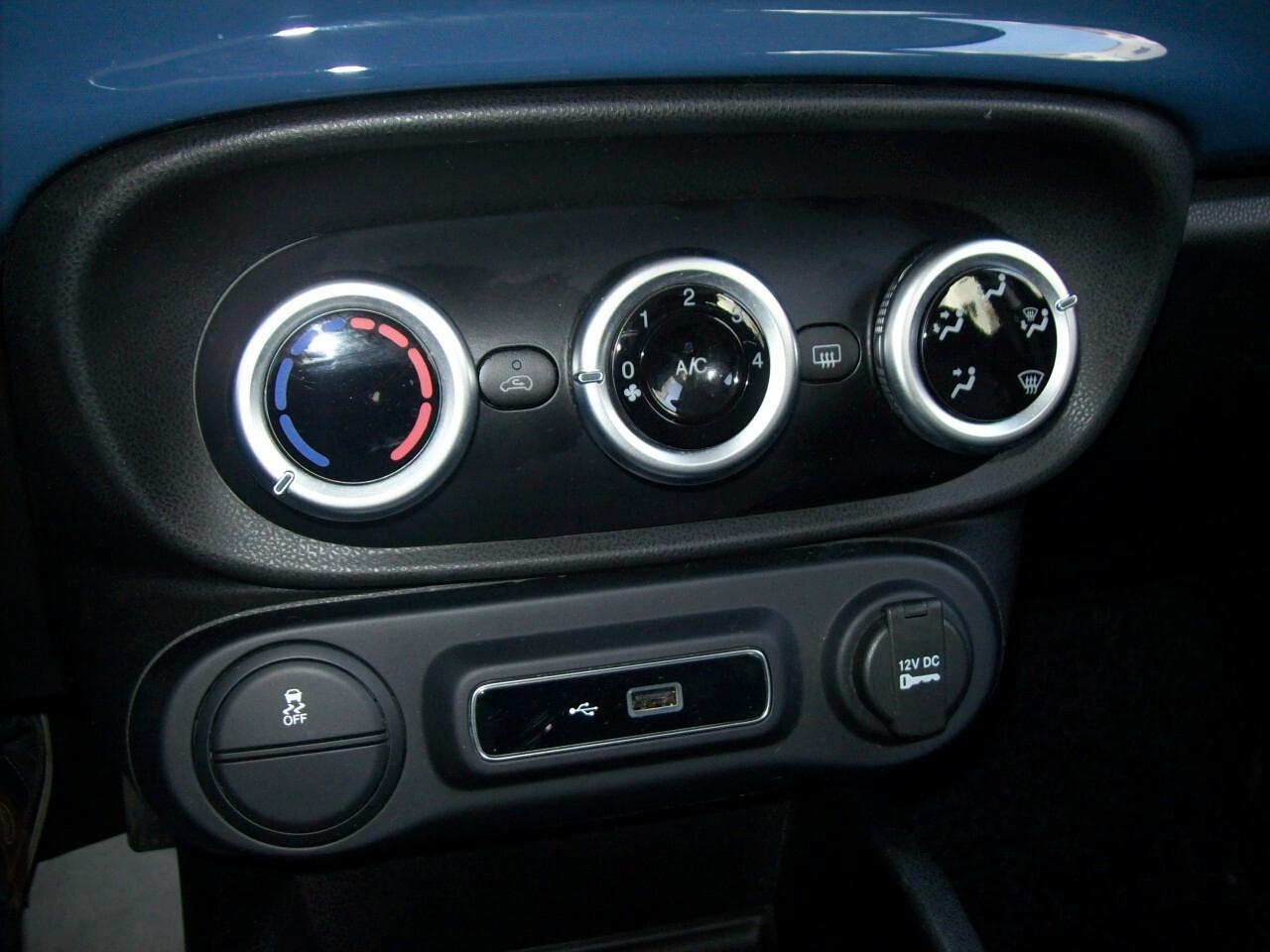 Fiat 500L 1.3 Multijet 95CV Business Navy