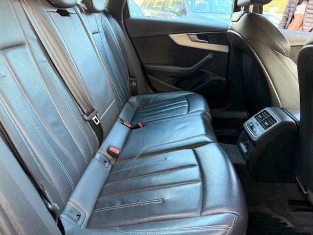 AUDI A4 Avant 45 TFSI S tronic S line edition