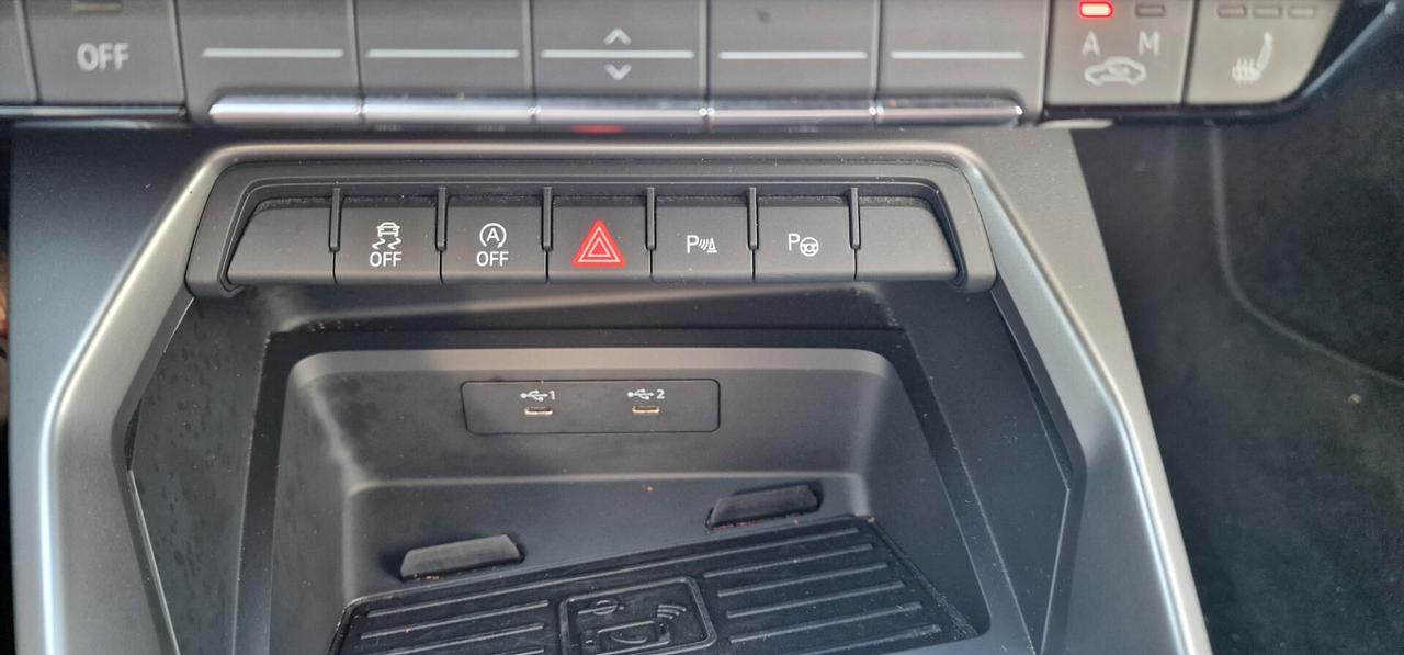 Audi A3 SPB 35 TFSI S-Tronic Business Advanced