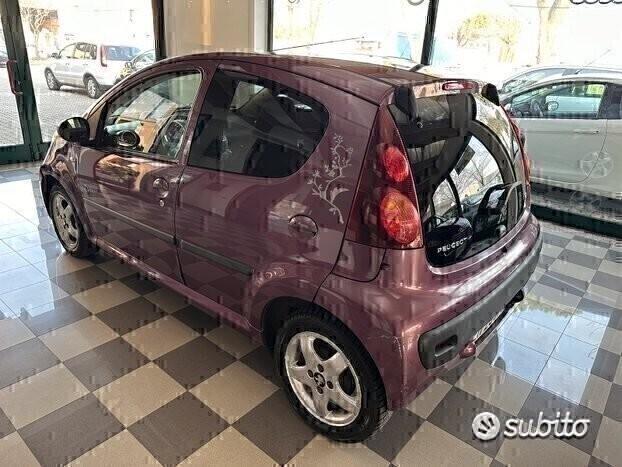 Peugeot 107 1.0 Benzina Neopatentati