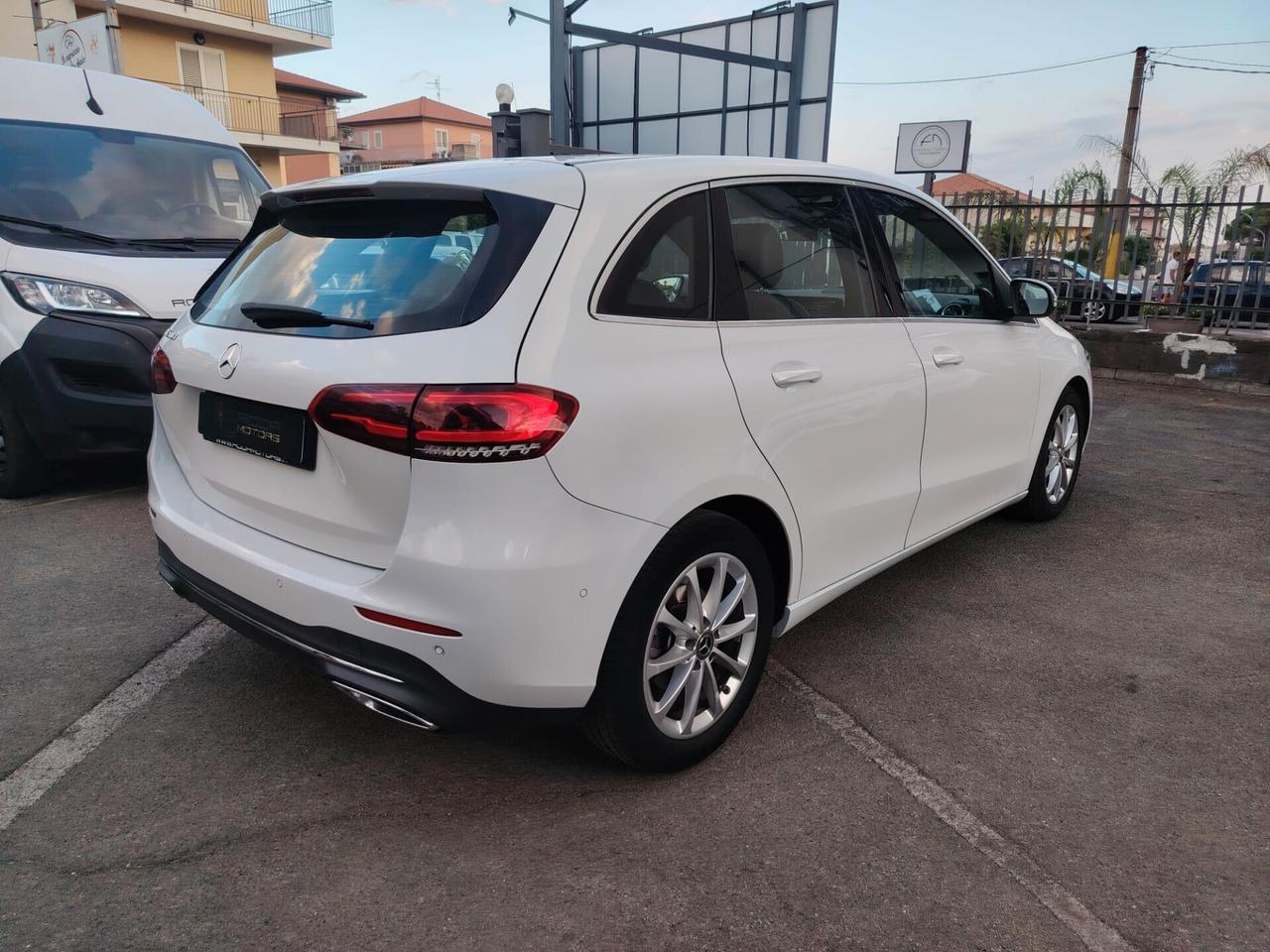 Mercedes-benz B 200 d Automatic Progressive