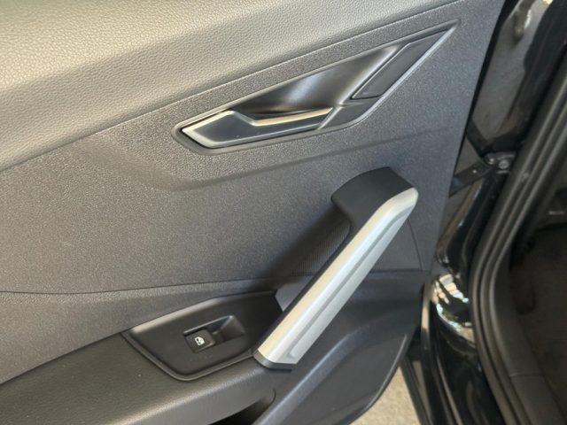 AUDI Q2 35 TDI S tronic Business Advanced